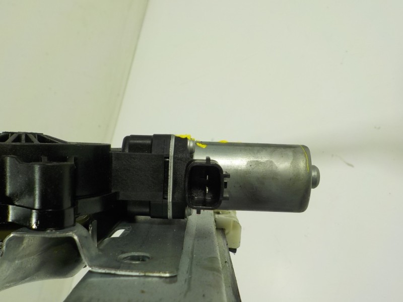 Recambio de elevalunas delantero derecho para renault trafic furgón 2.0 dci diesel energy referencia OEM IAM 807207538R 80720753