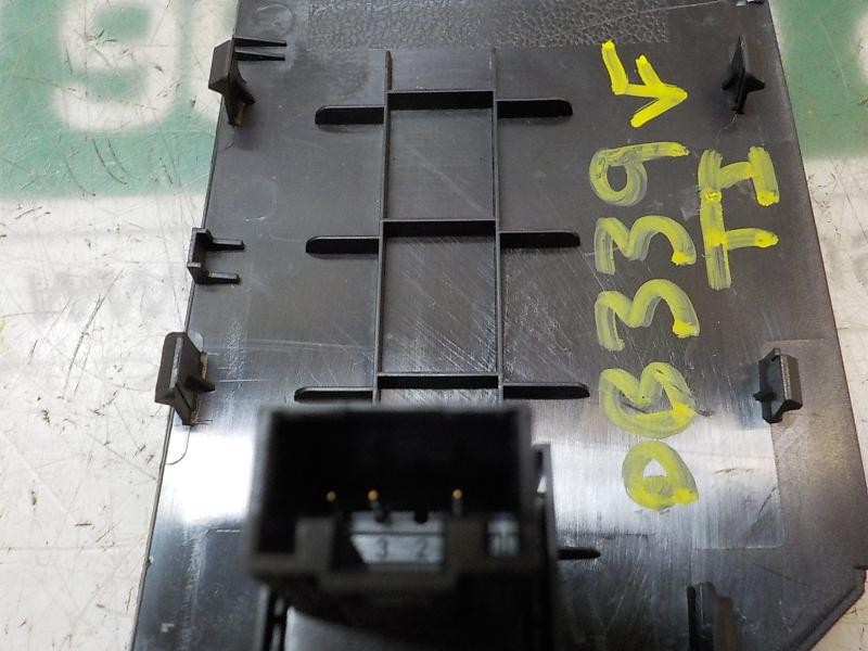 Recambio de mando elevalunas trasero izquierdo para seat arona style referencia OEM IAM 5G0959855PWHS  