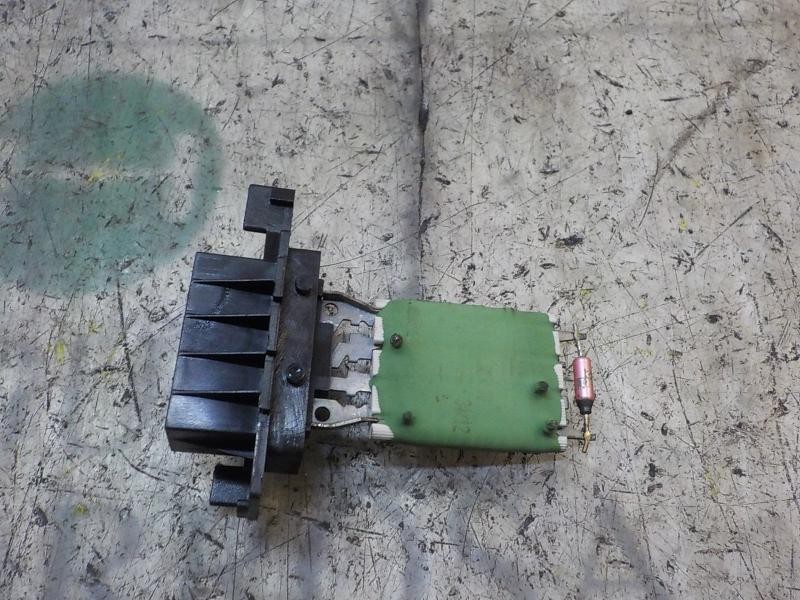 Recambio de resistencia calefaccion para fiat fiorino 1.3 16v jtd cat referencia OEM IAM 55702407  