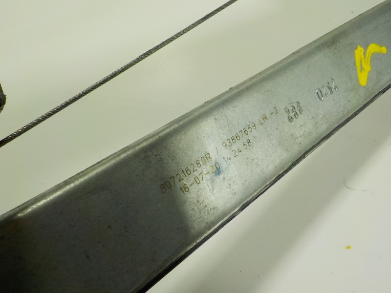 Recambio de elevalunas delantero izquierdo para renault trafic furgón 2.0 dci diesel energy referencia OEM IAM 807216280R 807216