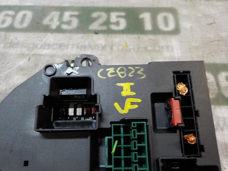 Recambio de caja reles / fusibles para bmw serie 5 touring (f11) 520d referencia OEM IAM 61149264923 926492302 417033452