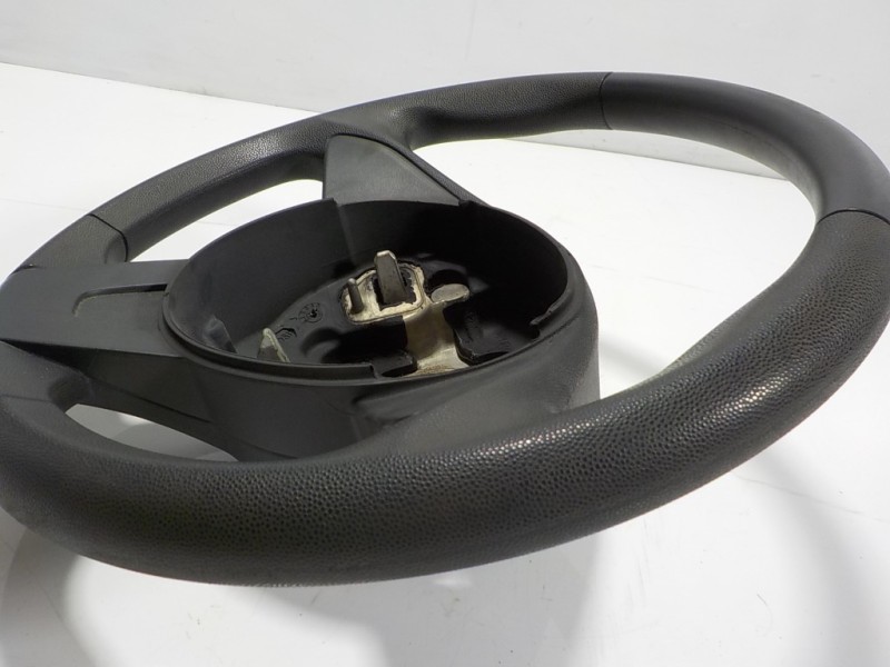 Recambio de volante para ford ka (ccu) 1.2 8v cat referencia OEM IAM 1567626 61990120A 