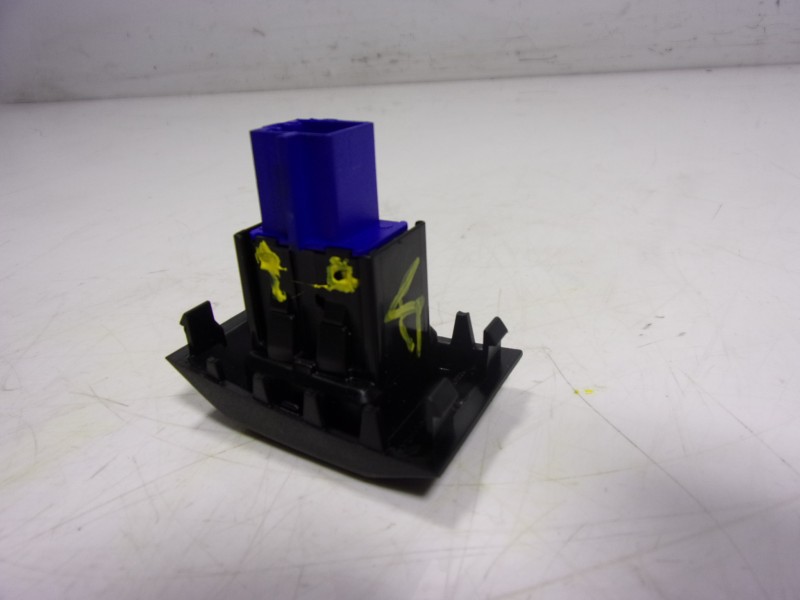 Recambio de warning para cupra leon sportstourer (kl8) 1.4 tsi phev referencia OEM IAM 6F09532356PS  