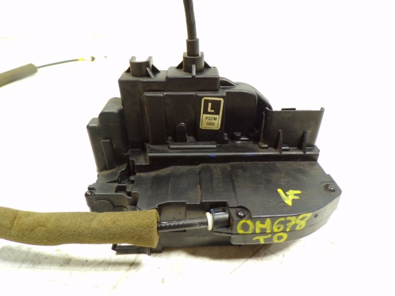 Recambio de cerradura puerta trasera derecha para renault koleos 2.0 dci diesel fap referencia OEM IAM 825029849R  