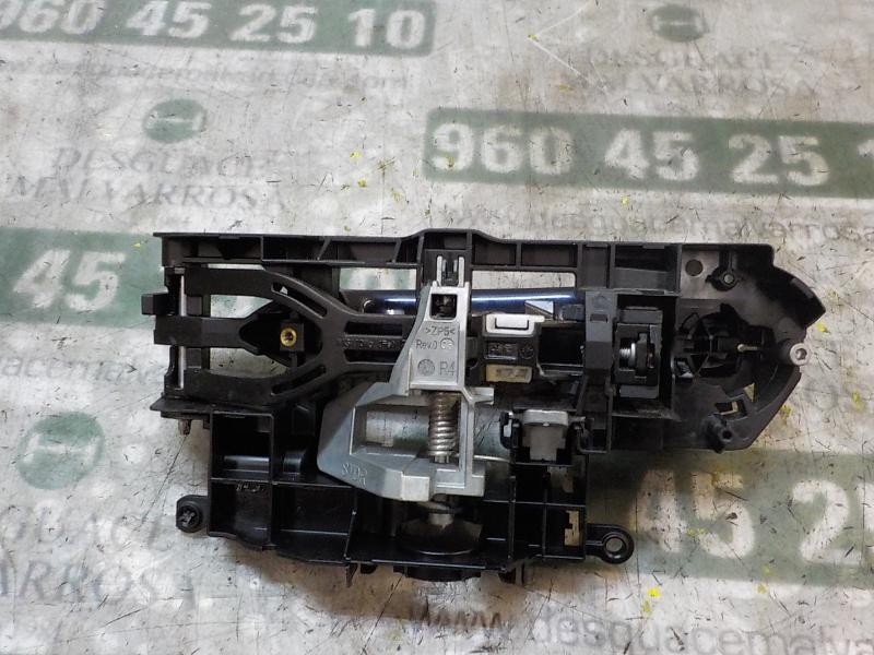 Recambio de maneta exterior delantera derecha para bmw serie 5 touring (f11) 520d referencia OEM IAM 51227276242  