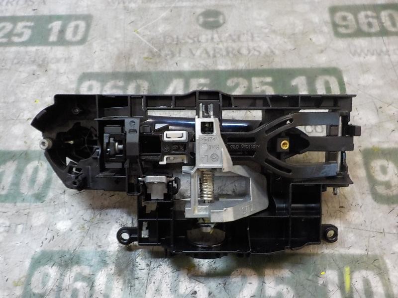 Recambio de maneta exterior trasera izquierda para bmw serie 5 touring (f11) 520d referencia OEM IAM 51217231927  