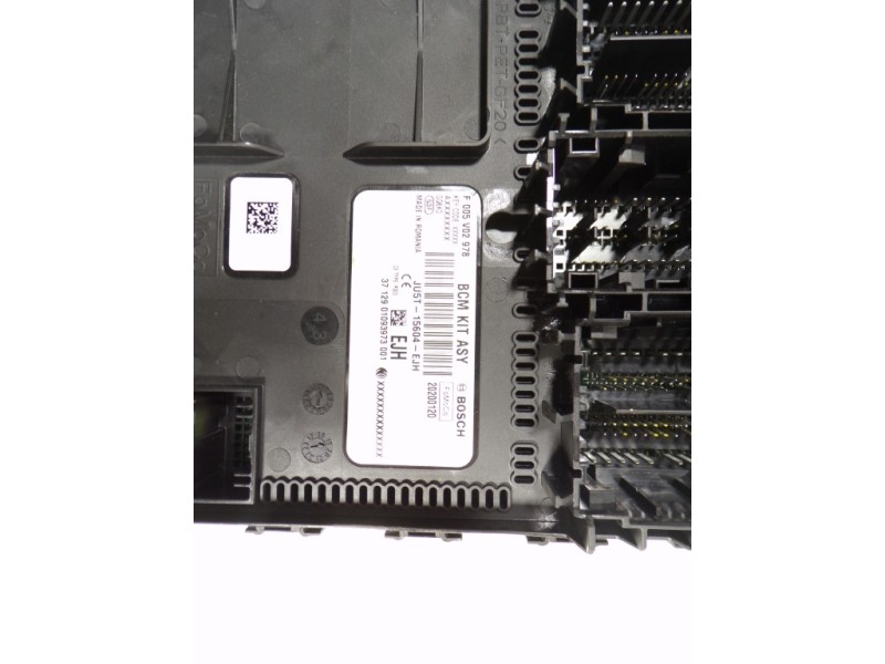 Recambio de caja reles / fusibles para ford ecosport (cr6) 1.0 ecoboost cat referencia OEM IAM  JU5T15604EJH 