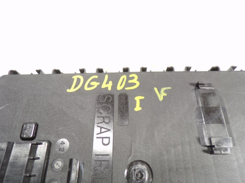 Recambio de caja reles / fusibles para ford ecosport (cr6) 1.0 ecoboost cat referencia OEM IAM  JU5T15604EJH 