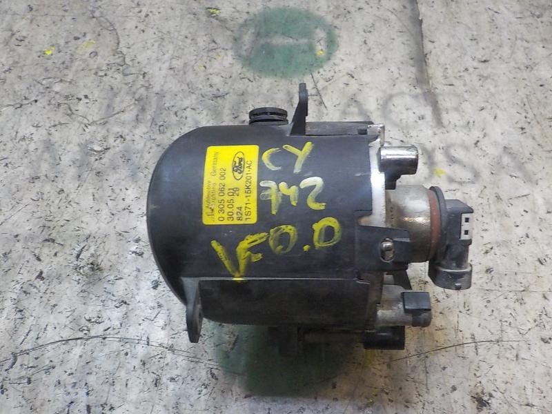 Recambio de faro antiniebla derecho para ford mondeo berlina (ge) 2.0 cat referencia OEM IAM   