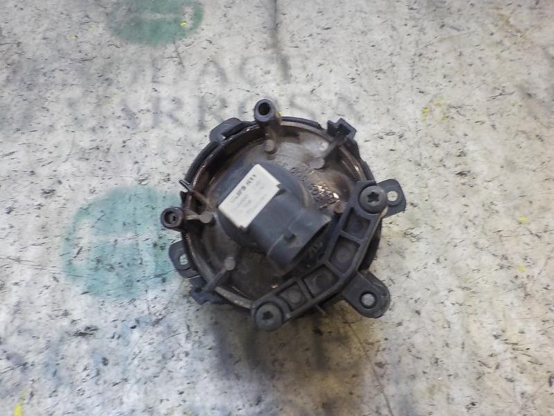 Recambio de faro antiniebla izquierdo para ford mondeo berlina (ge) 2.0 cat referencia OEM IAM   
