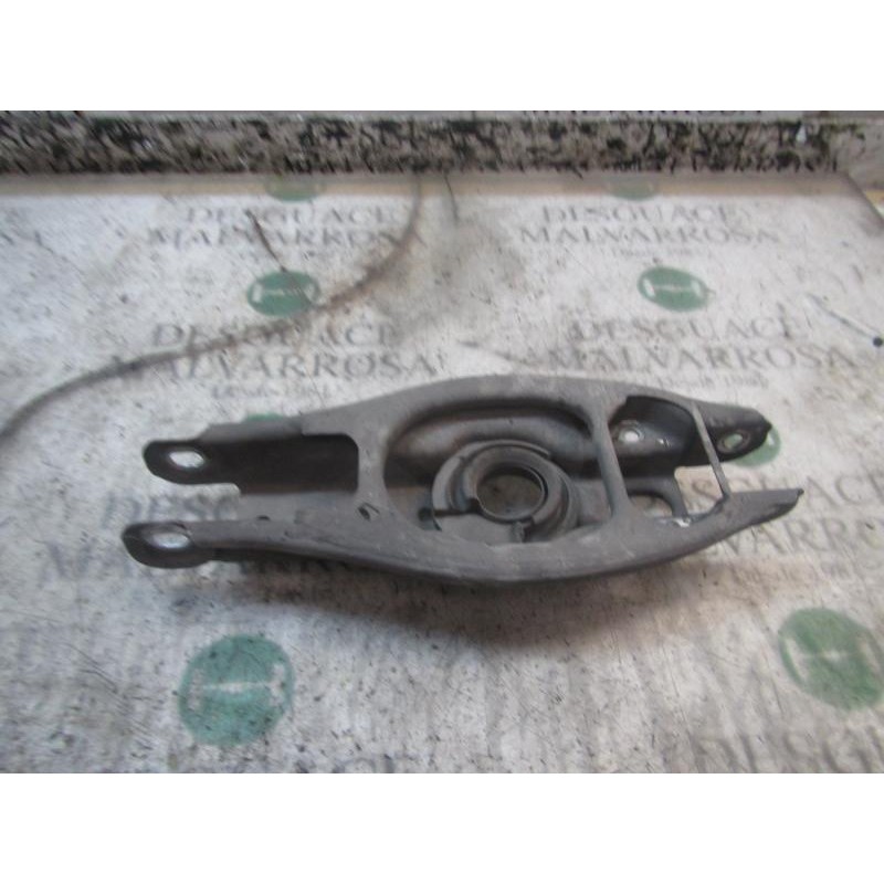 Recambio de brazo suspension inferior trasero izquierdo para bmw serie 3 berlina (e90) 320d referencia OEM IAM 33326772899  