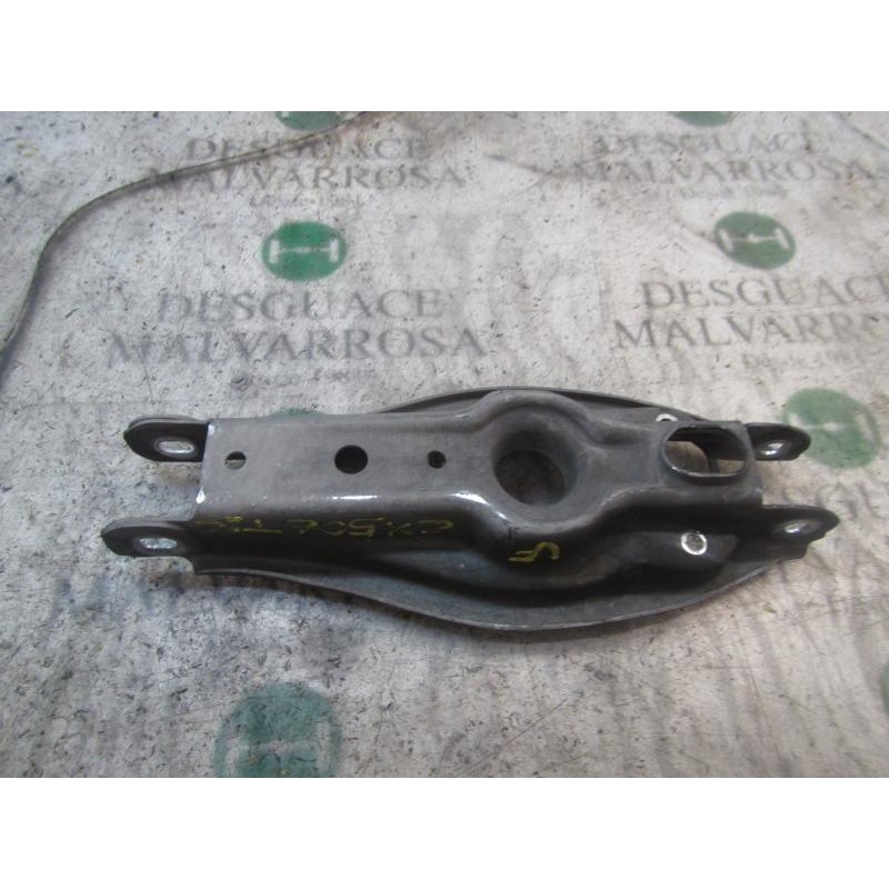 Recambio de brazo suspension inferior trasero izquierdo para bmw serie 3 berlina (e90) 320d referencia OEM IAM 33326772899  