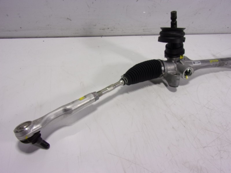 Recambio de cremallera direccion para toyota yaris 1.5 vvti hev referencia OEM IAM  45510K0070 