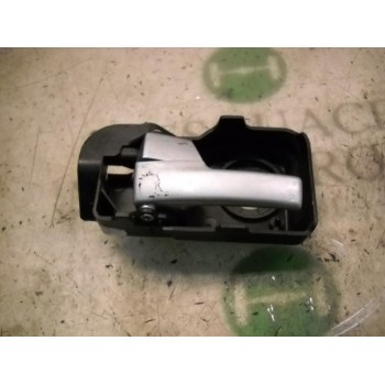 MANETA INTERIOR DELANTERA IZQUIERDA 