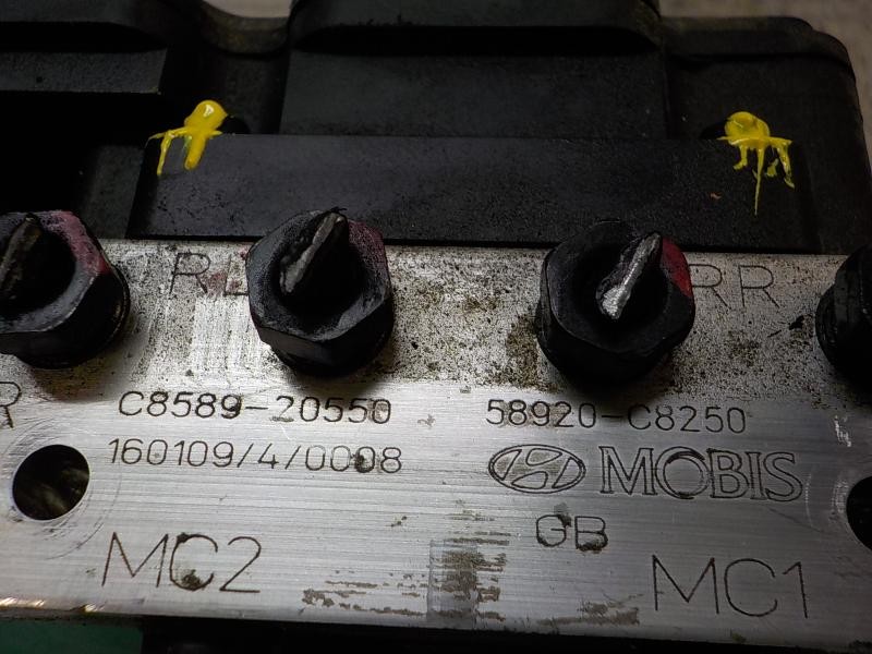 Recambio de abs para hyundai i20 klass referencia OEM IAM 58920C8250 58920C8250 6158945200