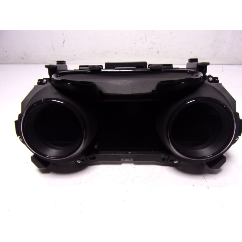 Recambio de cuadro instrumentos para toyota yaris 1.5 vvti hev referencia OEM IAM  83800K0522 