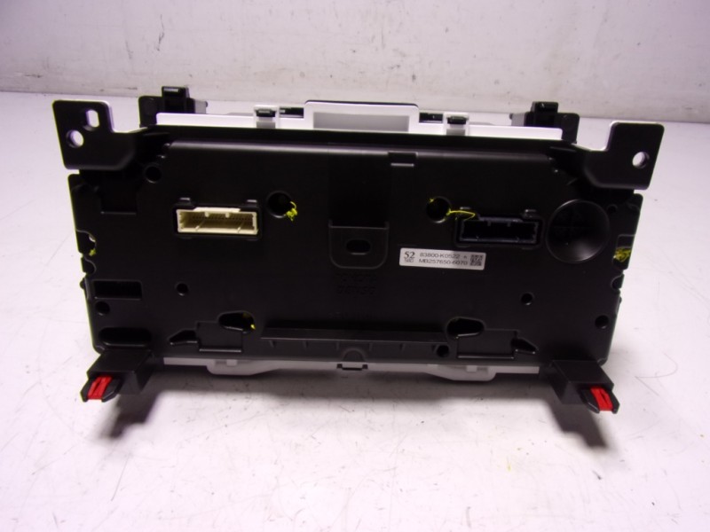 Recambio de cuadro instrumentos para toyota yaris 1.5 vvti hev referencia OEM IAM  83800K0522 