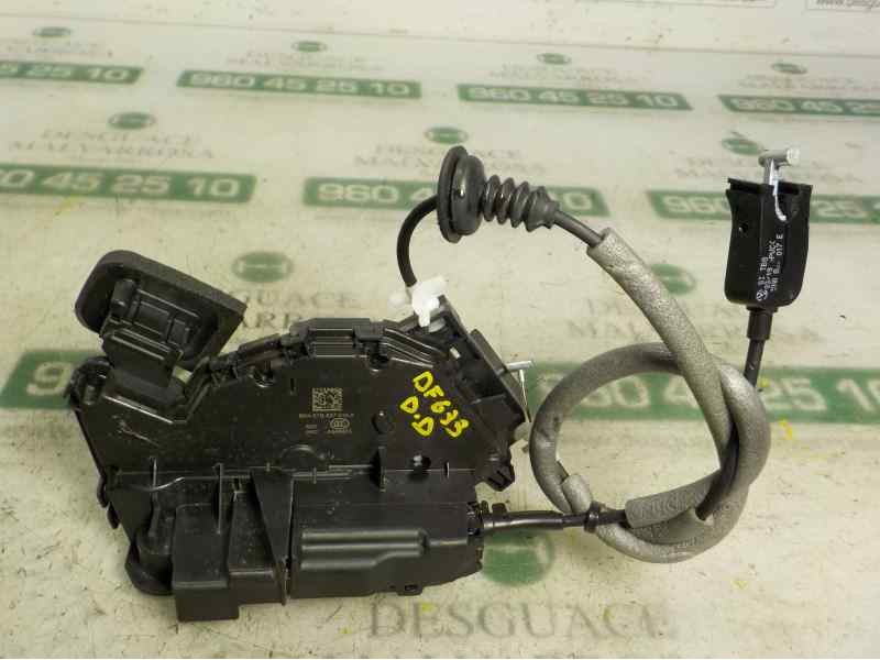 Recambio de cerradura puerta delantera derecha para skoda fabia 1.0 mpi referencia OEM IAM 5TB837016A 5TB837016A 