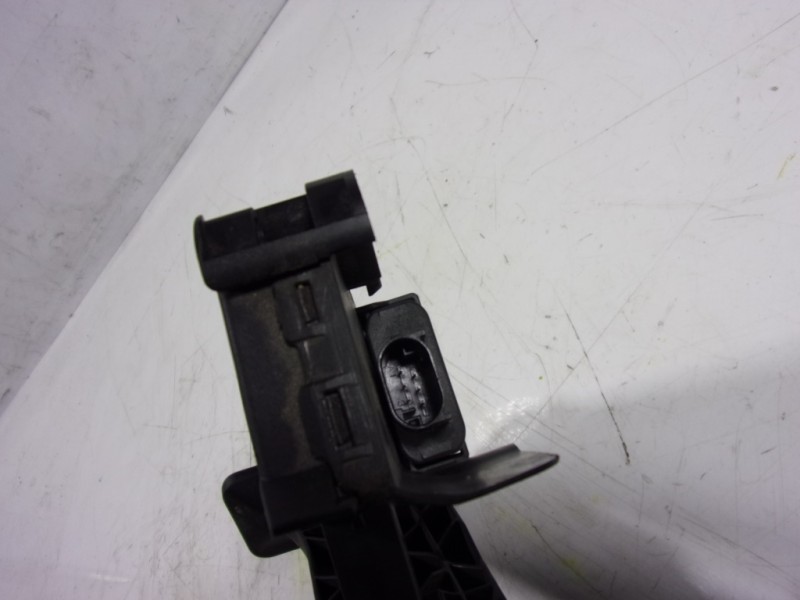 Recambio de potenciometro pedal para bmw serie 1 lim. (f20) 118i referencia OEM IAM 35406889818 35426789528 6PV01043501