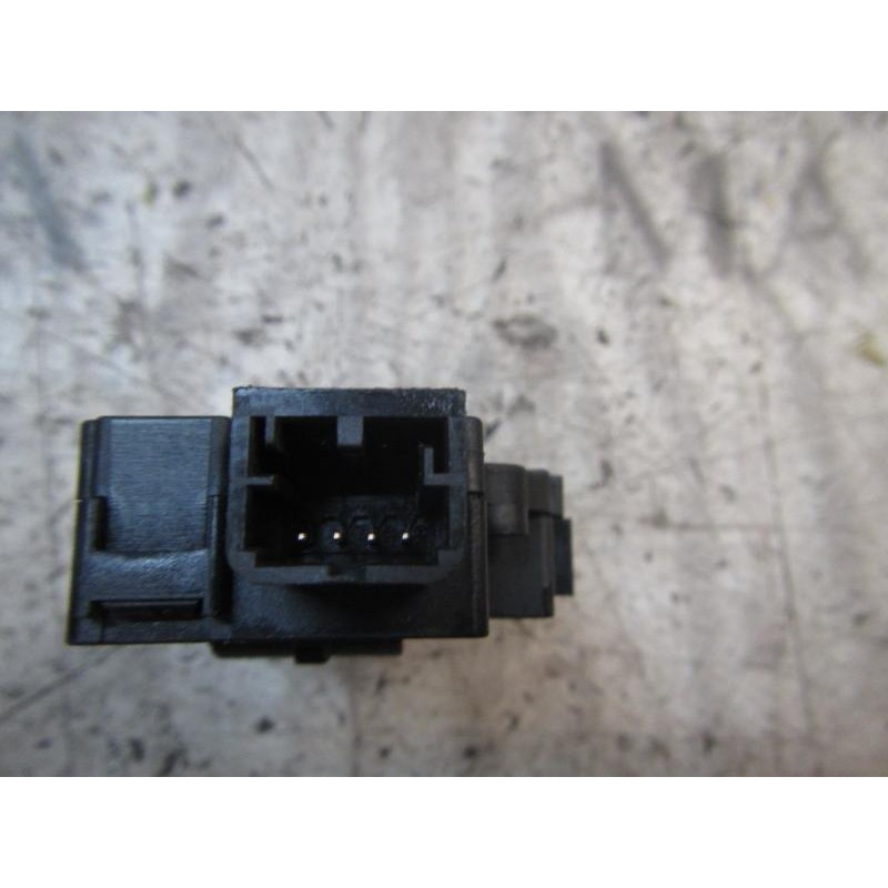 Recambio de motor apertura trampillas climatizador para bmw serie 3 berlina (e90) 320d referencia OEM IAM 64119321034  