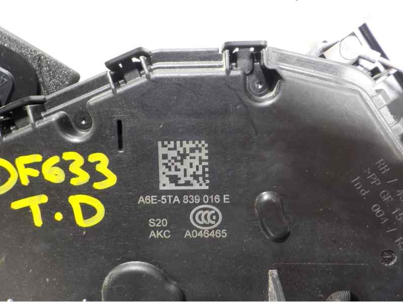 Recambio de cerradura puerta trasera derecha para skoda fabia 1.0 mpi referencia OEM IAM 5G4839016D 5TA839016E 