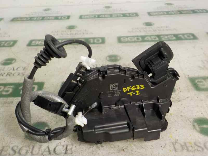 Recambio de cerradura puerta trasera izquierda para skoda fabia 1.0 mpi referencia OEM IAM 5G4839015D 5TA839015E 