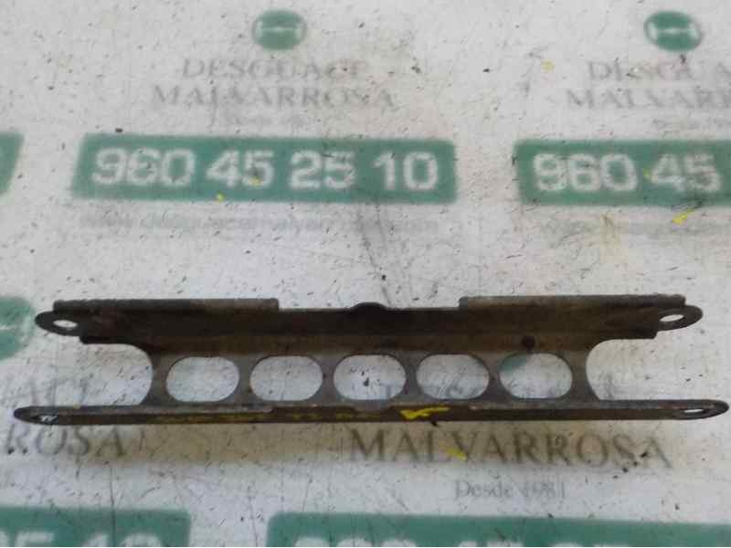 Recambio de brazo suspension inferior trasero izquierdo para bmw x1 (e84) xdrive 23d referencia OEM IAM 33322406291  