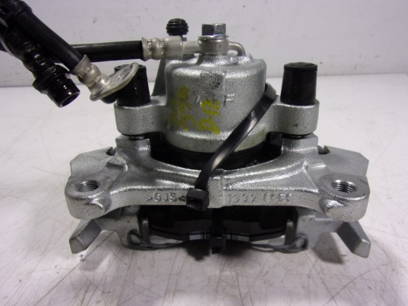 Recambio de pinza freno delantera izquierda para toyota yaris 1.5 vvti hev referencia OEM IAM   