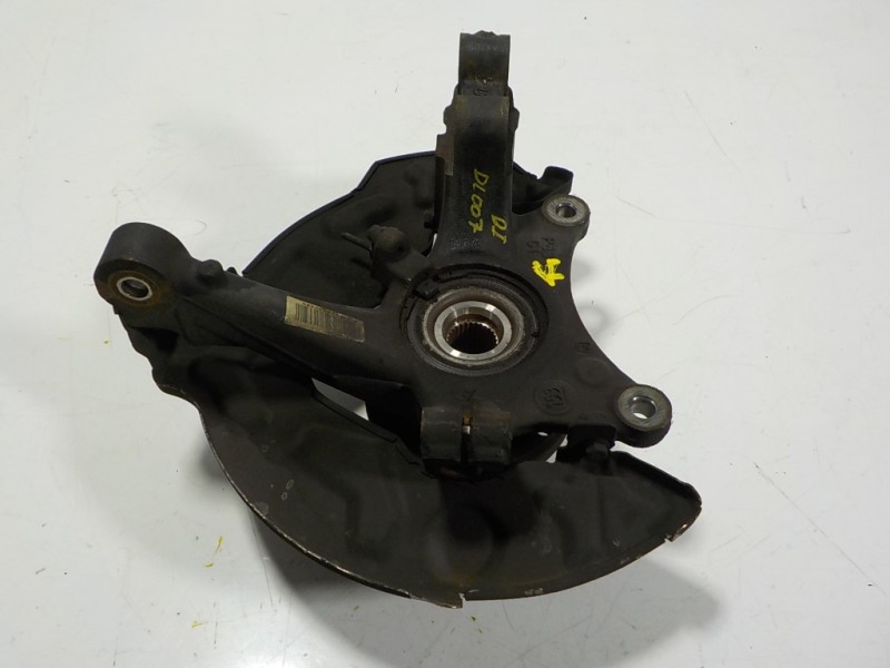 Recambio de mangueta delantera izquierda para peugeot 508 sw 1.6 e-hdi fap referencia OEM IAM 3646A9  