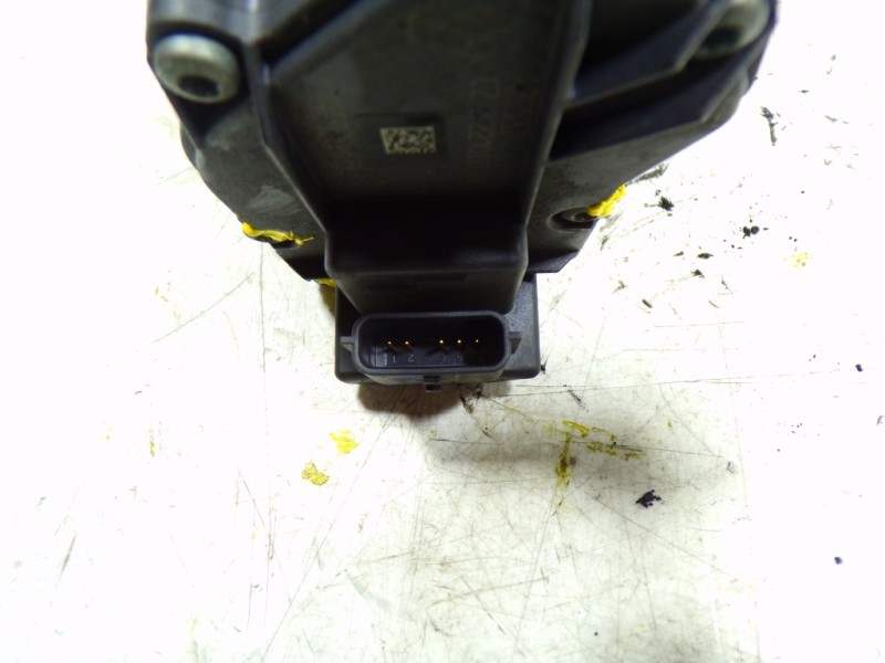 Recambio de valvula egr para renault koleos 2.0 dci diesel fap referencia OEM IAM 147105543R A2C53217899 A2C53217899