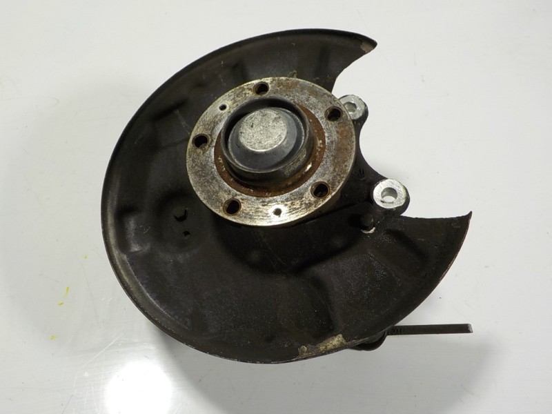 Recambio de mangueta trasera izquierda para peugeot 508 sw 1.6 e-hdi fap referencia OEM IAM 517654  3748A6