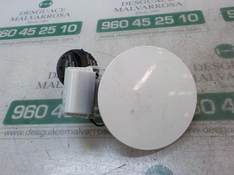 Recambio de tapa combustible para hyundai i20 klass referencia OEM IAM 69510C7000  