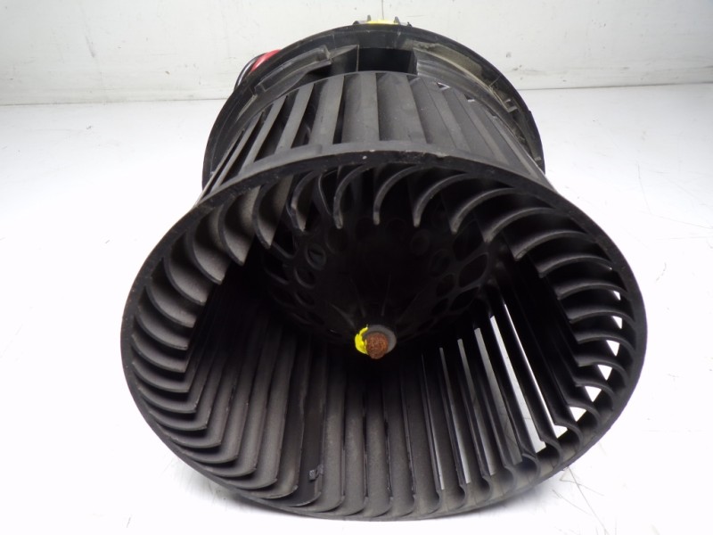 Recambio de motor calefaccion para peugeot 508 sw 1.6 e-hdi fap referencia OEM IAM   