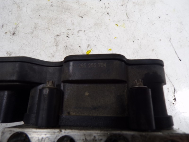 Recambio de abs para renault clio iv 1.5 dci diesel fap referencia OEM IAM 476607745R 476601203R 0265255794