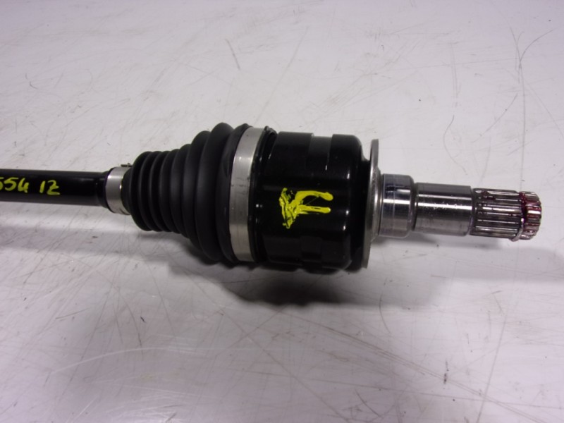 Recambio de transmision izquierda para toyota yaris 1.5 vvti hev referencia OEM IAM  43420K0050 