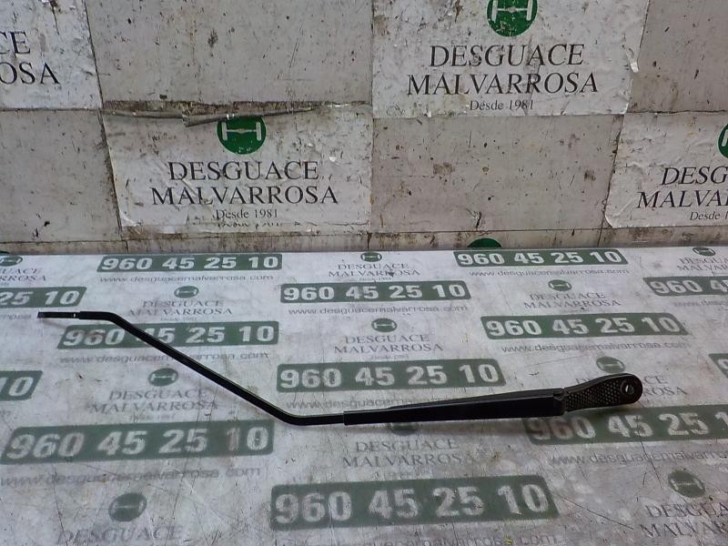 Recambio de brazo limpia delantero izquierdo para renault scenic iii 1.5 dci diesel fap referencia OEM IAM 288818592R  