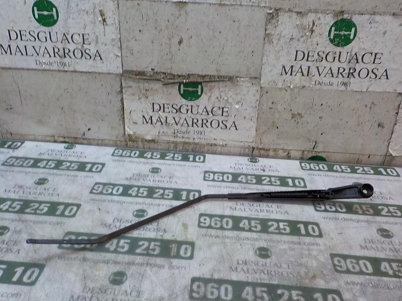 Recambio de brazo limpia delantero izquierdo para renault scenic iii 1.5 dci diesel fap referencia OEM IAM 288818592R  