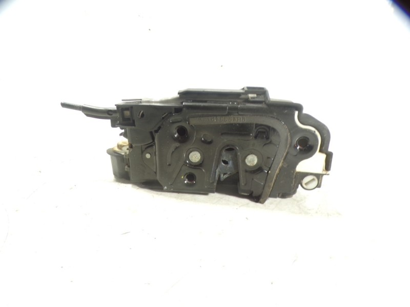 Recambio de cerradura puerta trasera izquierda para volkswagen polo (6r1) 1.6 tdi referencia OEM IAM 6R4839015A 6R4839015A 