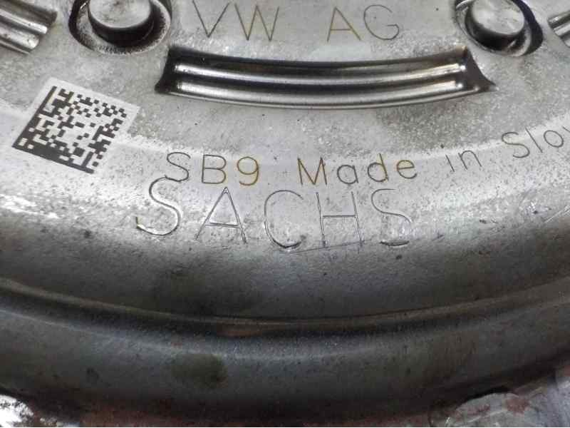 Recambio de kit embrague para volkswagen golf vii lim. (bq1) advance referencia OEM IAM 04L141015D 04L141025F 