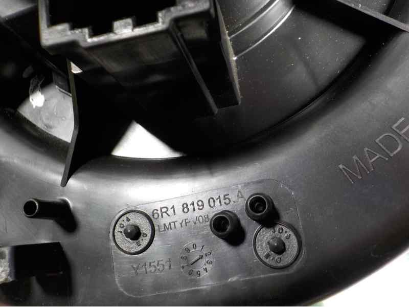 Recambio de motor calefaccion para skoda fabia 1.0 mpi referencia OEM IAM 6R1819015A 6R1819015A 