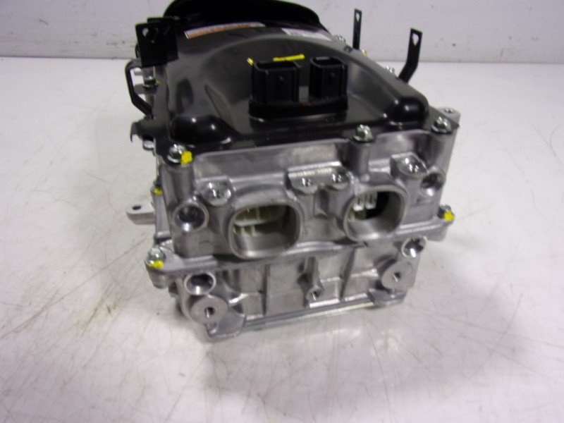 Recambio de convertidor de voltaje para toyota yaris 1.5 vvti hev referencia OEM IAM  G920052320 