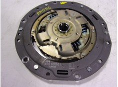 Recambio de kit embrague para toyota yaris 1.5 vvti hev referencia OEM IAM  3C160501 