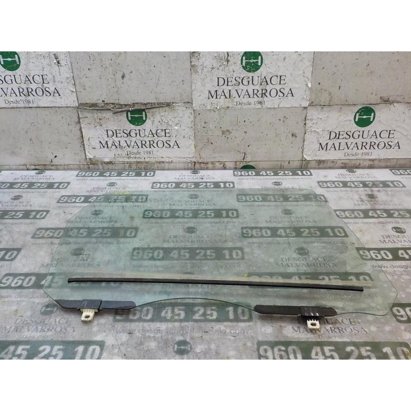 Recambio de cristal puerta trasero derecho para renault scenic iii 1.5 dci diesel fap referencia OEM IAM 823000010R  