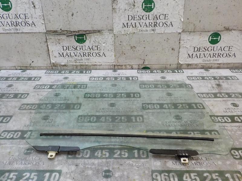 Recambio de cristal puerta trasero derecho para renault scenic iii 1.5 dci diesel fap referencia OEM IAM 823000010R  