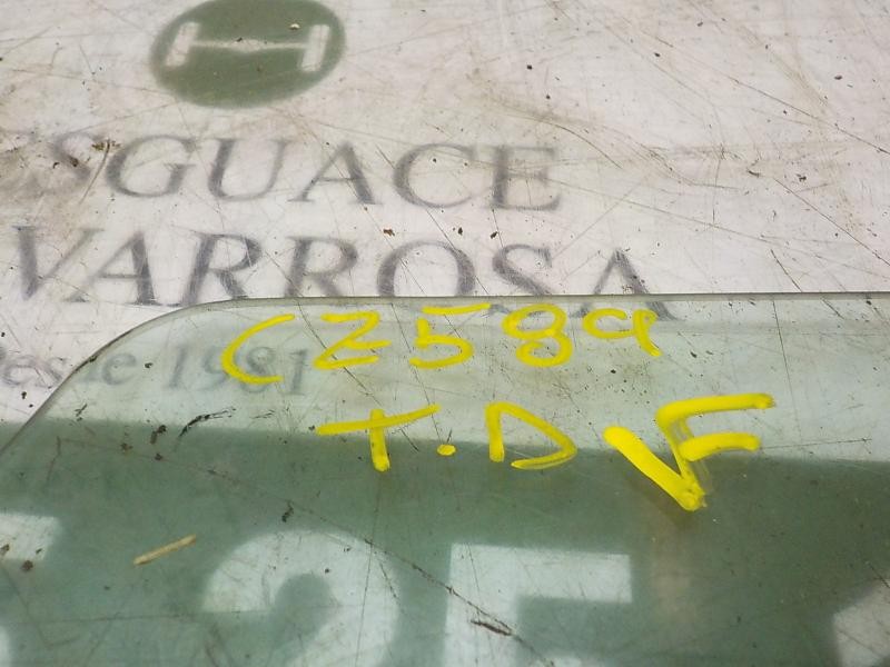 Recambio de cristal puerta trasero derecho para renault scenic iii 1.5 dci diesel fap referencia OEM IAM 823000010R  