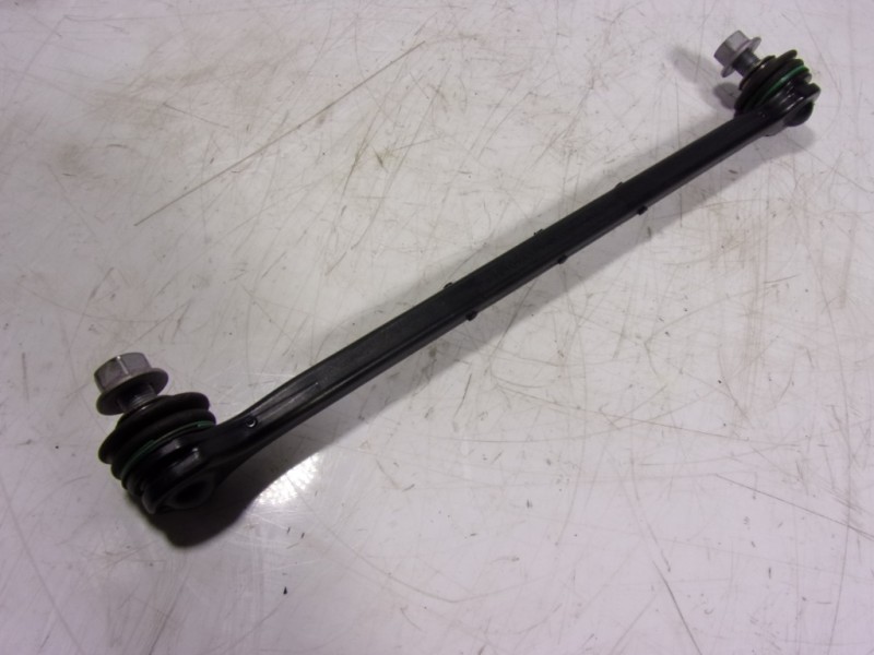 Recambio de tirante delantero derecho para toyota yaris 1.5 vvti hev referencia OEM IAM   