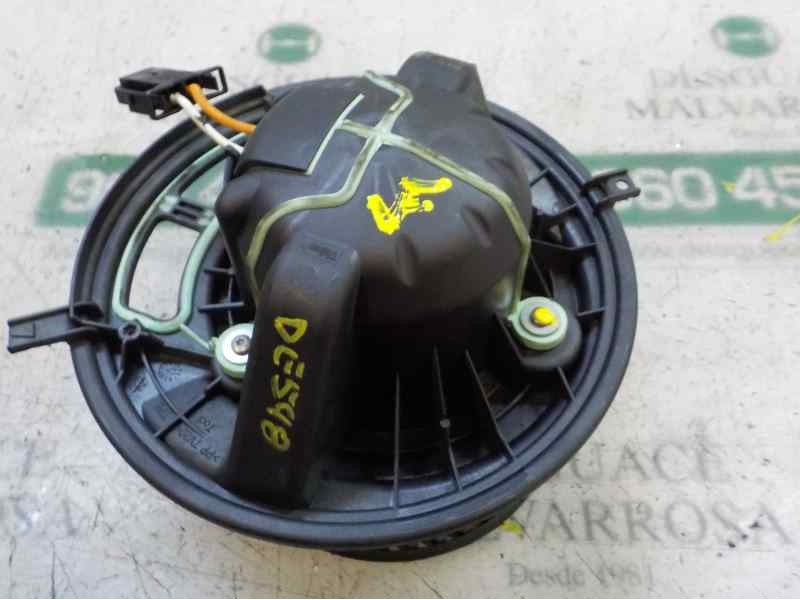 Recambio de motor calefaccion para bmw x1 (e84) xdrive 23d referencia OEM IAM 64119227671 CZ1163600381 CZ1163600381