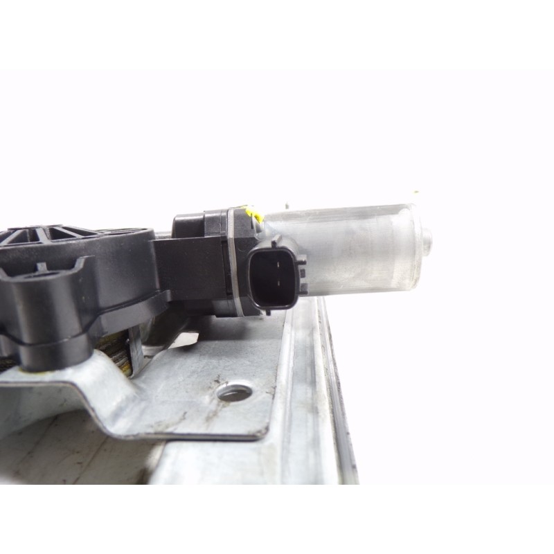 Recambio de elevalunas delantero derecho para renault clio iv 1.5 dci diesel fap referencia OEM IAM 807205569R 128001471B 128001