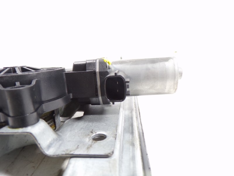 Recambio de elevalunas delantero derecho para renault clio iv 1.5 dci diesel fap referencia OEM IAM 807205569R 128001471B 128001