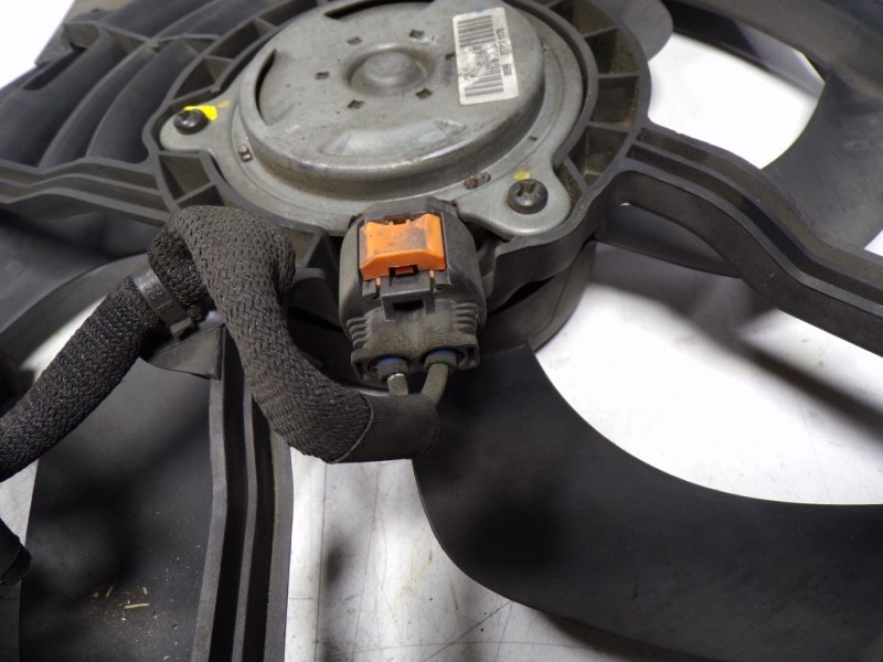 Recambio de electroventilador para citroën c3 picasso 1.6 hdi fap referencia OEM IAM   